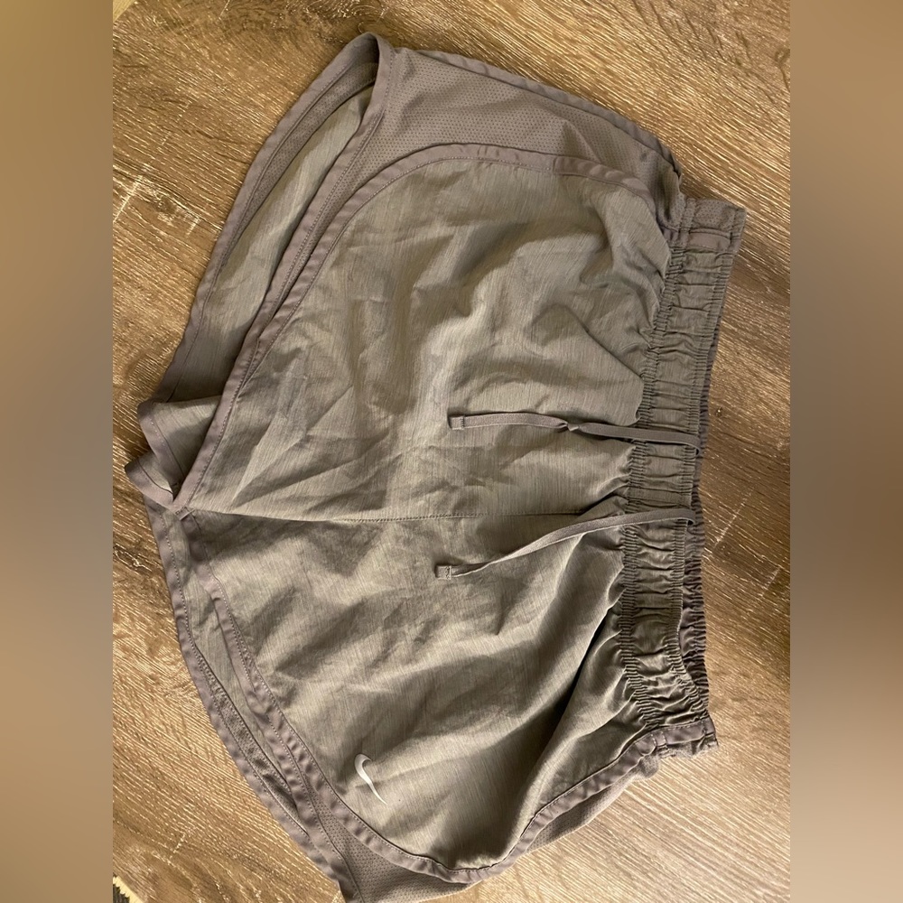 USED LIKE NEW women’s NIKE shorts